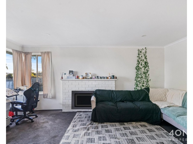 2 Greenlane Avenue, Clarendon Vale TAS 7019