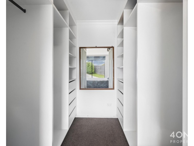 12 Nino Court, Old Beach TAS 7017