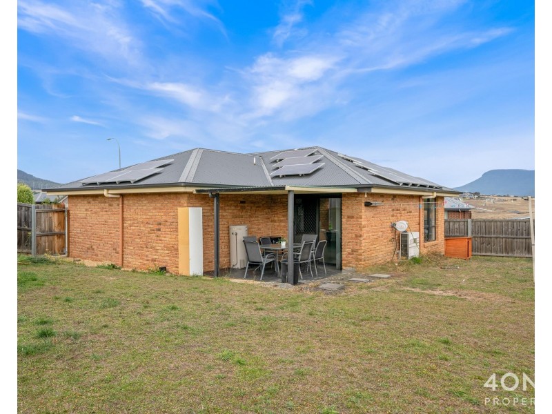 12 Nino Court, Old Beach TAS 7017