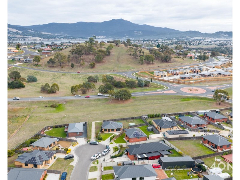 12 Nino Court, Old Beach TAS 7017