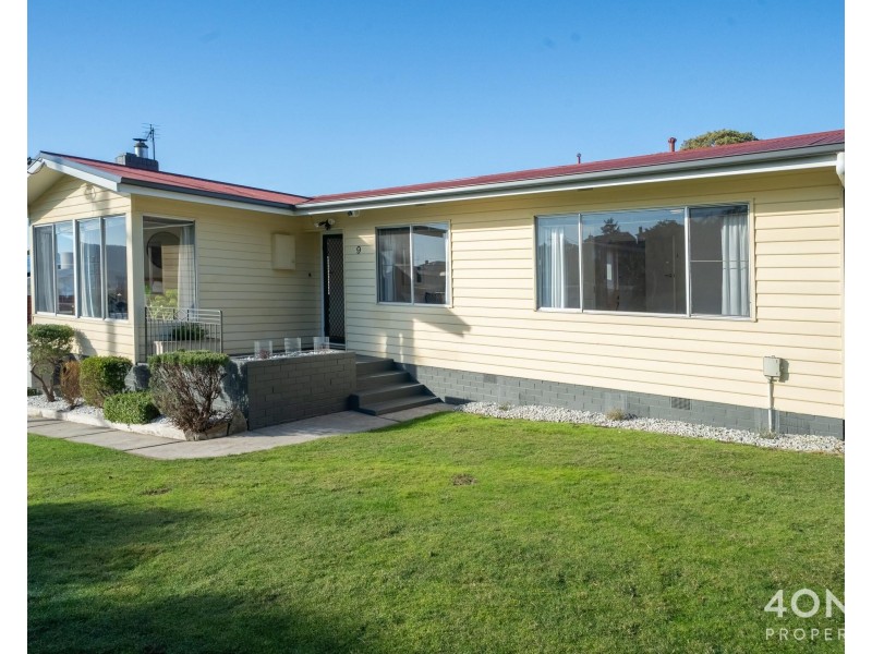 9 Islington Road, Montrose TAS 7010