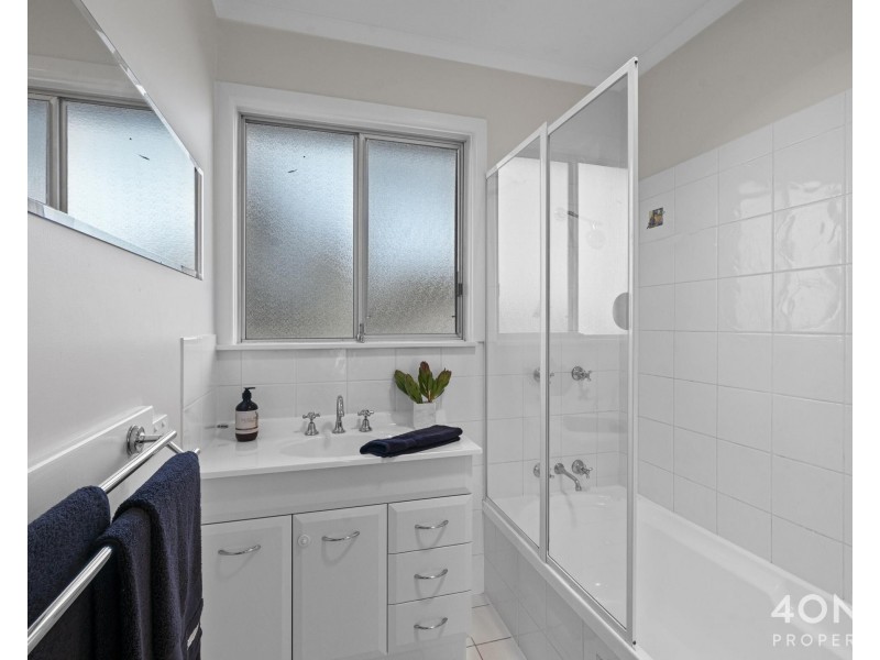 9 Islington Road, Montrose TAS 7010