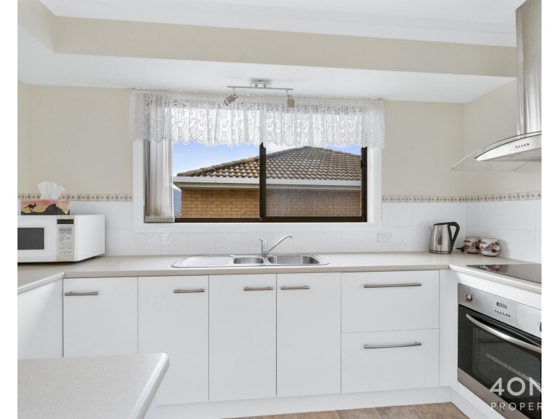 6/528 Main Road, Montrose TAS 7010