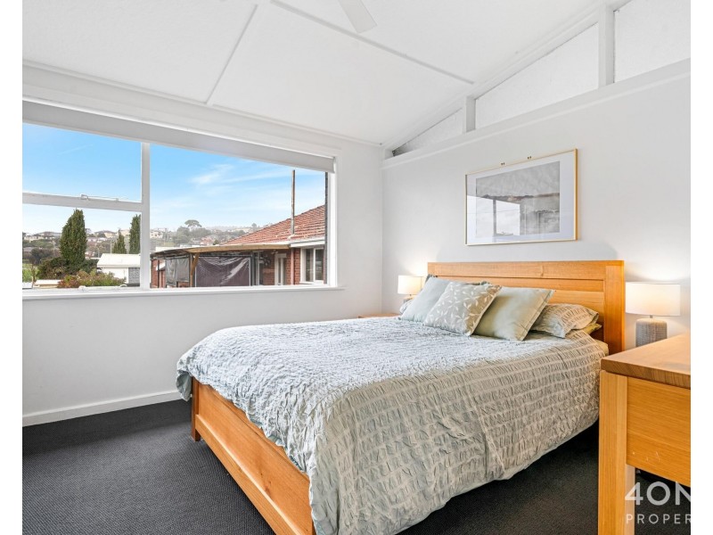 32 Catherine Street, Berriedale TAS 7011