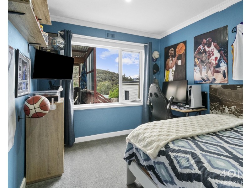 76 Hilton Road, Claremont TAS 7011