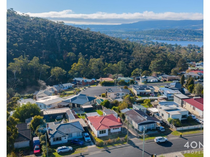 76 Hilton Road, Claremont TAS 7011