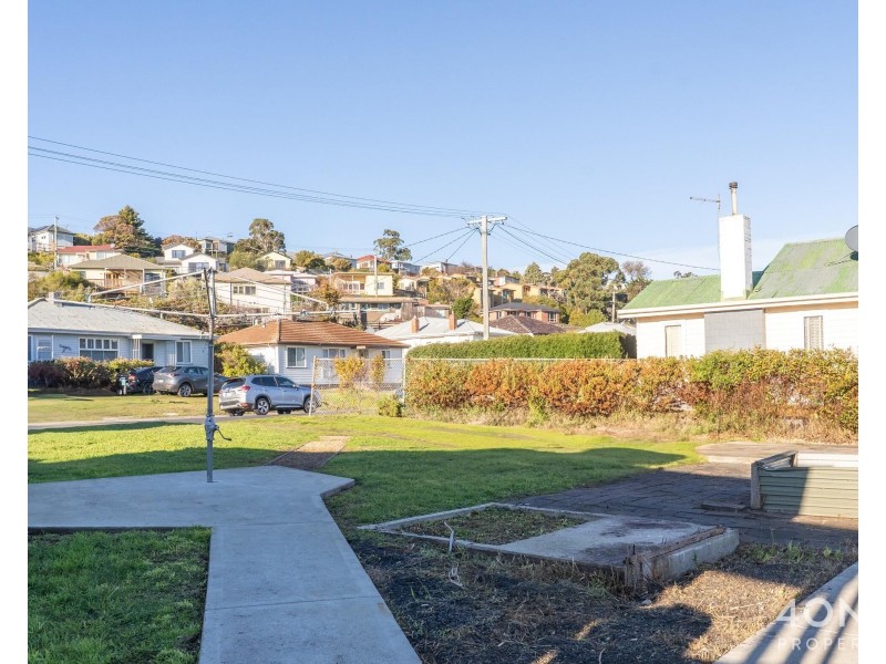 14 Barry Street, Glenorchy TAS 7010