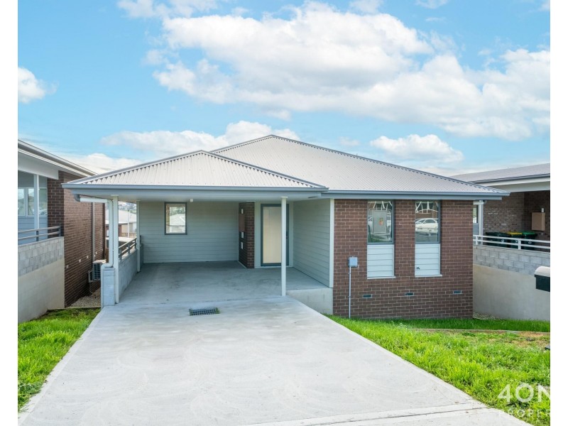 203 Lamprill Circle, Herdsmans Cove TAS 7030