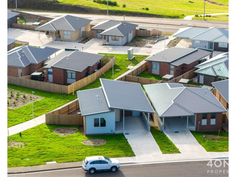 205 Lamprill Circle, Herdsmans Cove TAS 7030