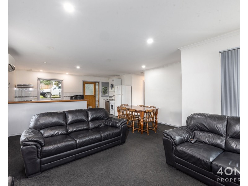 39 Bass Street, Warrane TAS 7018