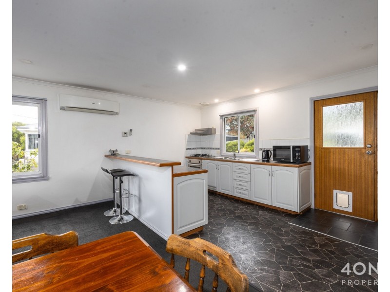 39 Bass Street, Warrane TAS 7018