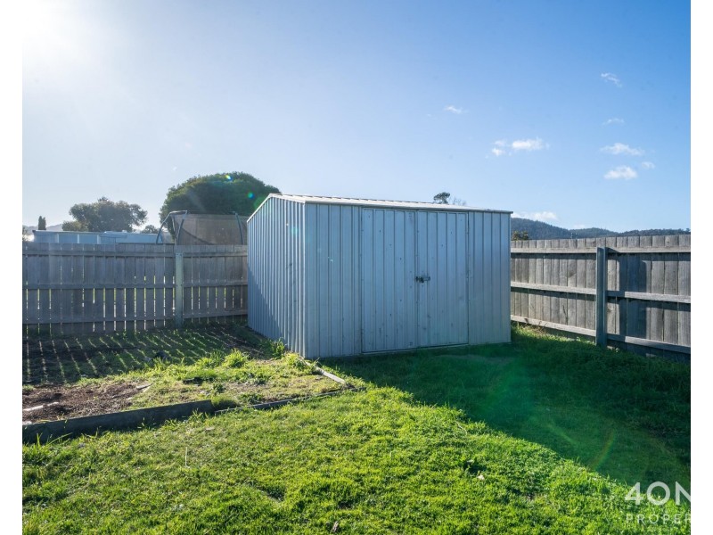 74 Duntroon Drive, Rokeby TAS 7019