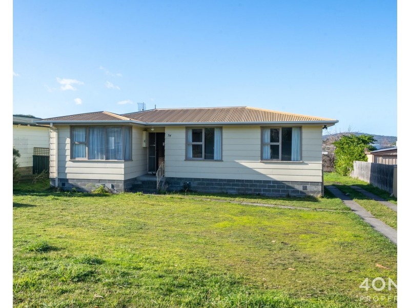74 Duntroon Drive, Rokeby TAS 7019