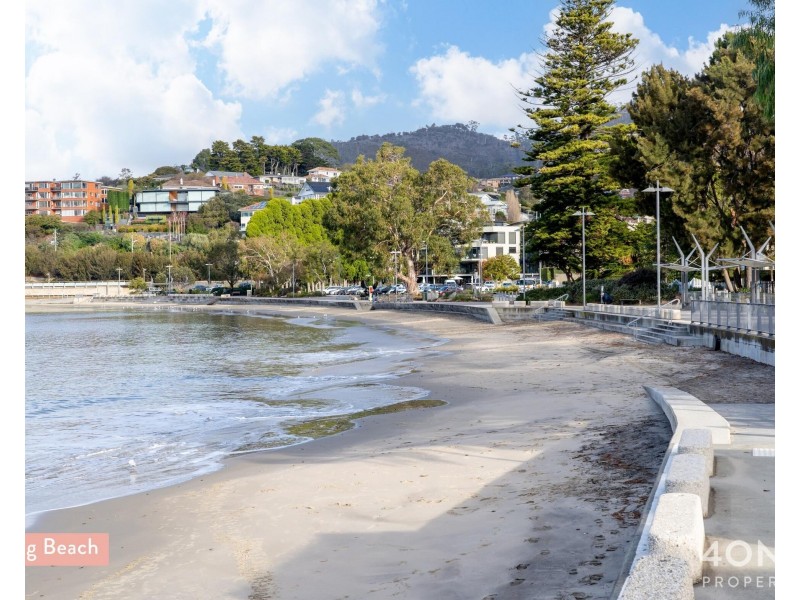 2/2 Mansell Court, Sandy Bay TAS 7005