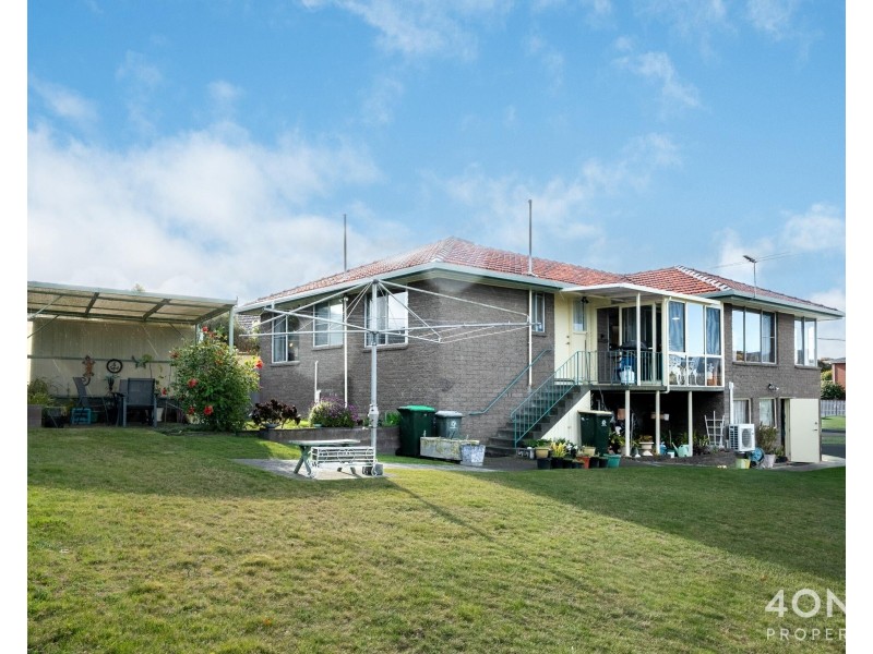 27 Falcon Road, Claremont TAS 7011