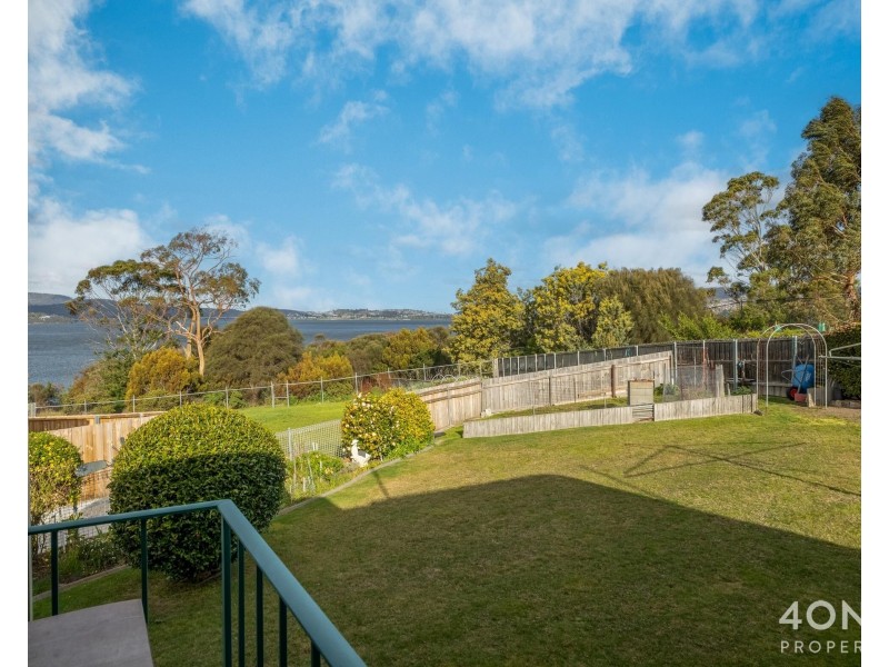 27 Falcon Road, Claremont TAS 7011