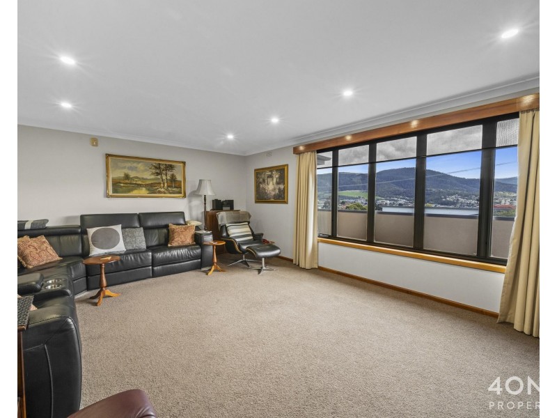 7 Tenth Avenue, West Moonah TAS 7009