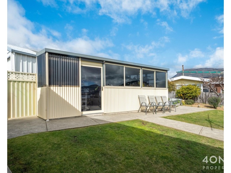 7 Tenth Avenue, West Moonah TAS 7009