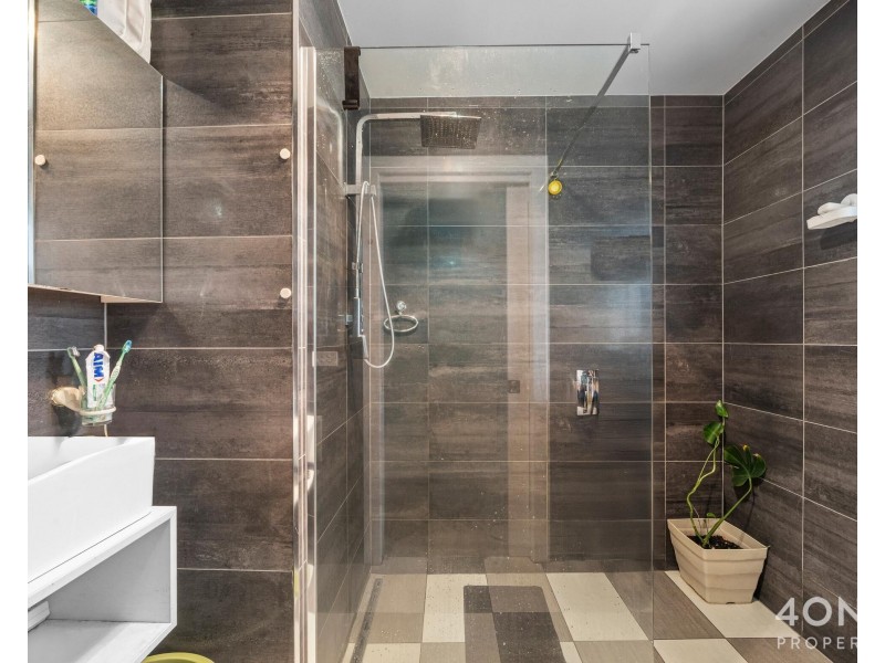 9 Bristol Road, Claremont TAS 7011