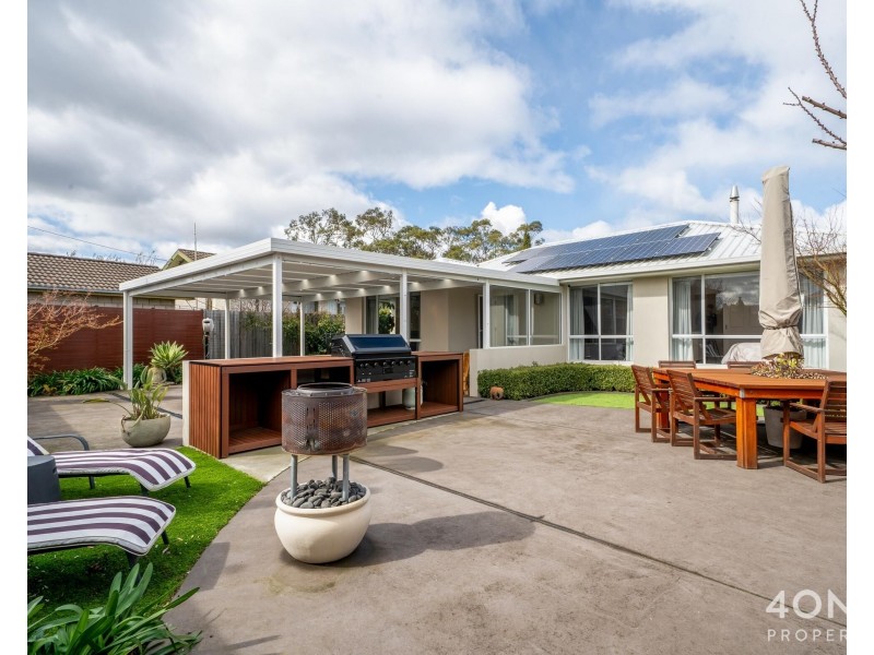 31 Falcon Road, Claremont TAS 7011