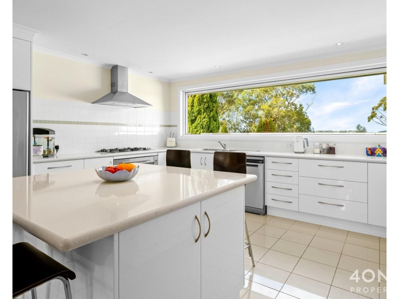31 Falcon Road, Claremont TAS 7011