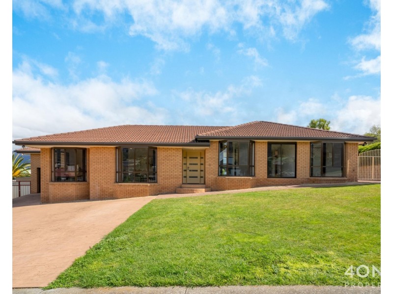 23 Clives Avenue, Old Beach TAS 7017