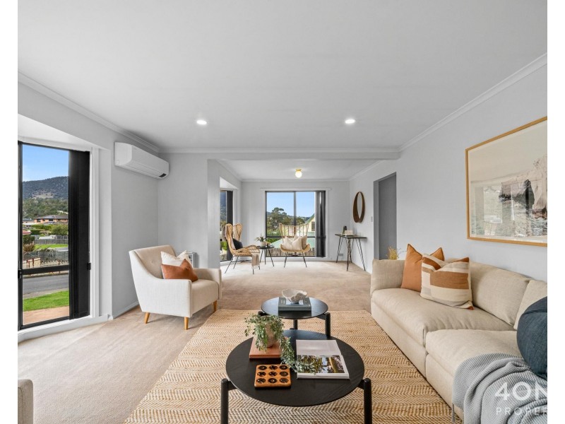 23 Clives Avenue, Old Beach TAS 7017