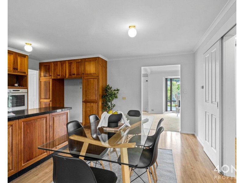 23 Clives Avenue, Old Beach TAS 7017