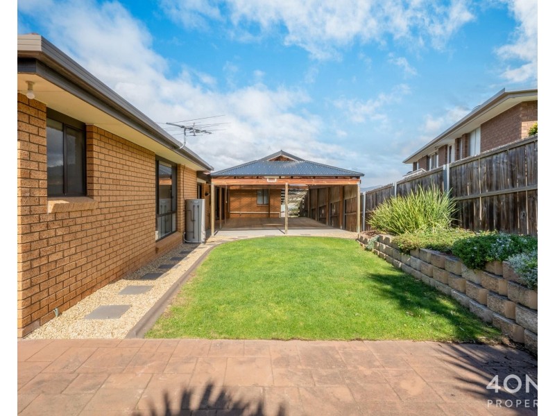 23 Clives Avenue, Old Beach TAS 7017