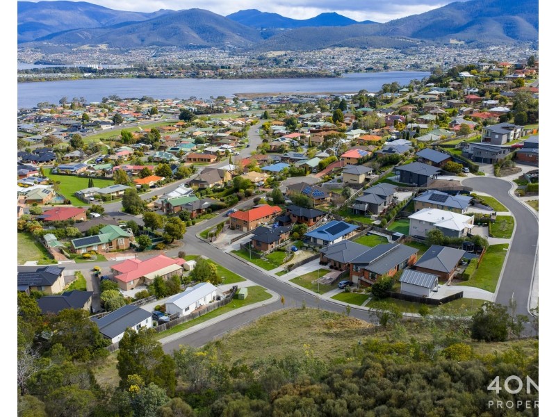 31 Shelmore Drive, Old Beach TAS 7017