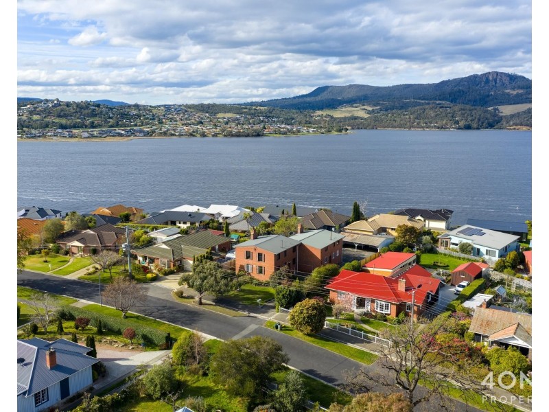 4/31 Bournville Crescent, Claremont TAS 7011