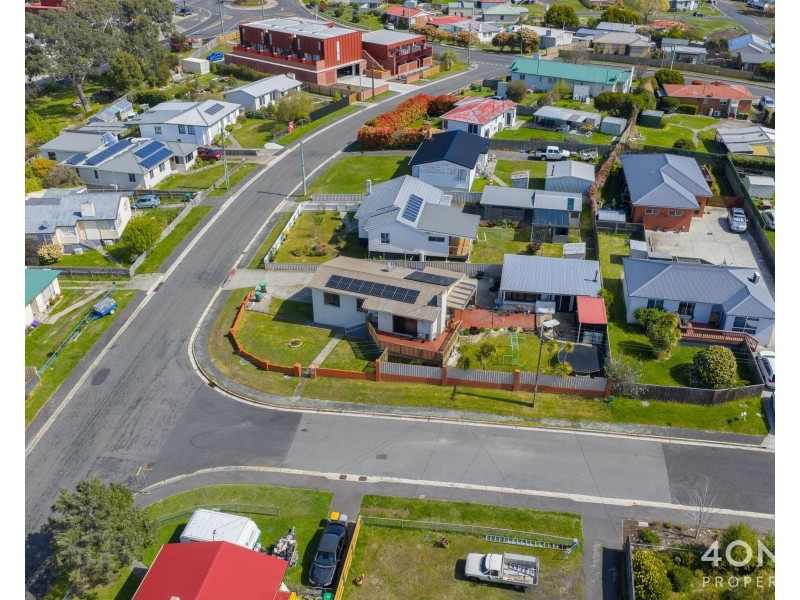 2 Corranga Drive, Chigwell TAS 7011