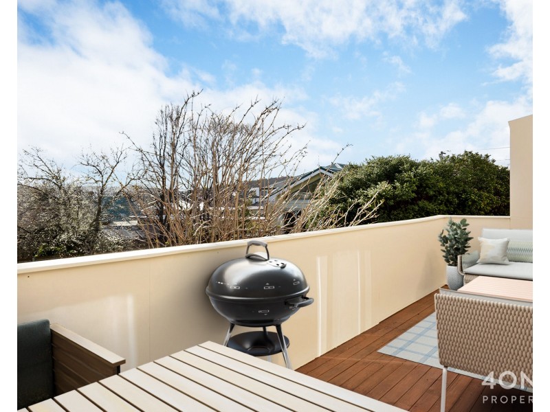 2/10 Bedford Street, New Town TAS 7008