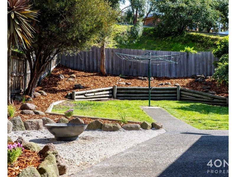 14 Kilander Crescent, Berriedale TAS 7011