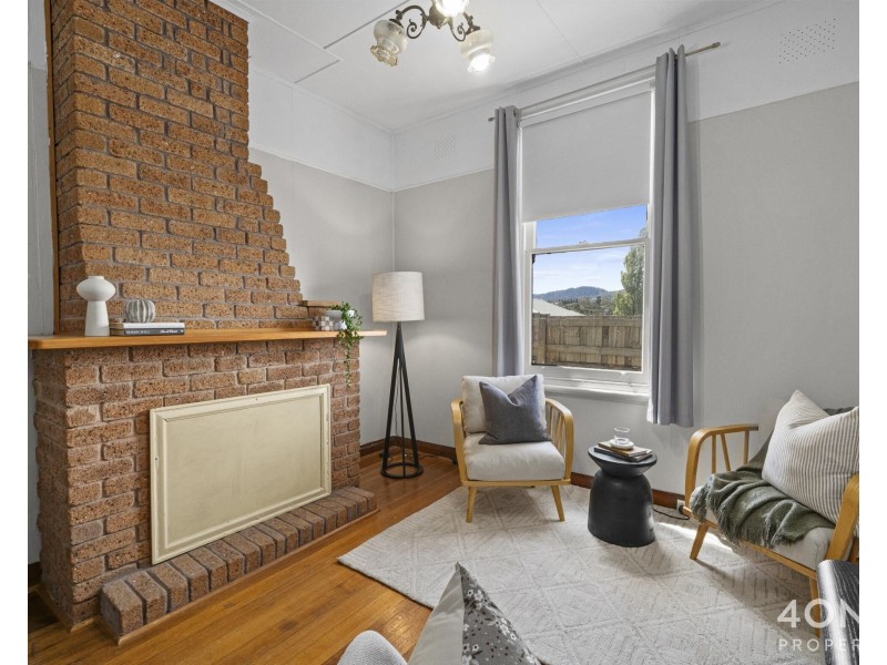 11 Main Road, Claremont TAS 7011