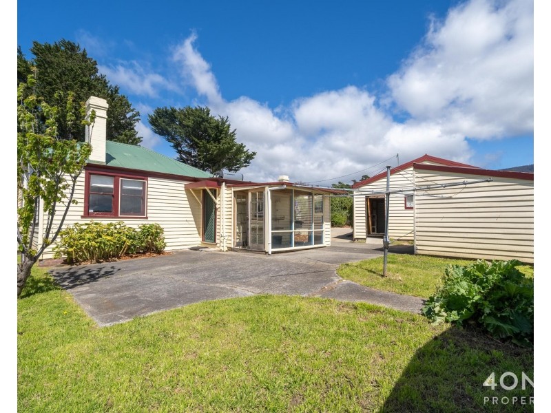 11 Main Road, Claremont TAS 7011