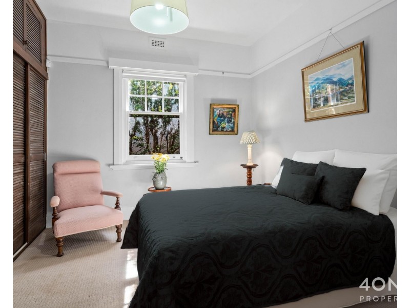 7 Stoke Street, New Town TAS 7008