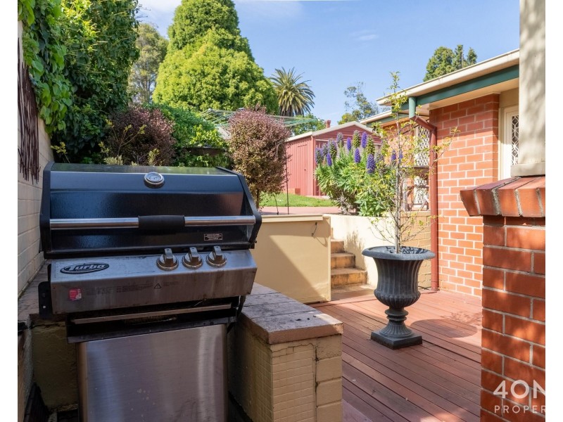 7 Stoke Street, New Town TAS 7008
