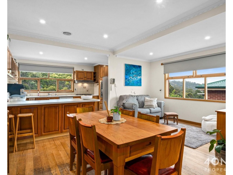 23 Pottery Road, Lenah Valley TAS 7008