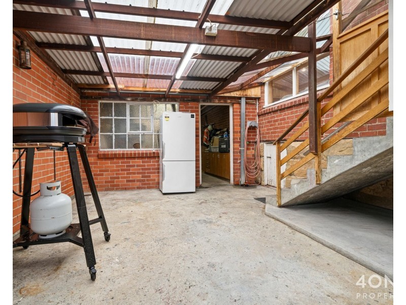 23 Pottery Road, Lenah Valley TAS 7008