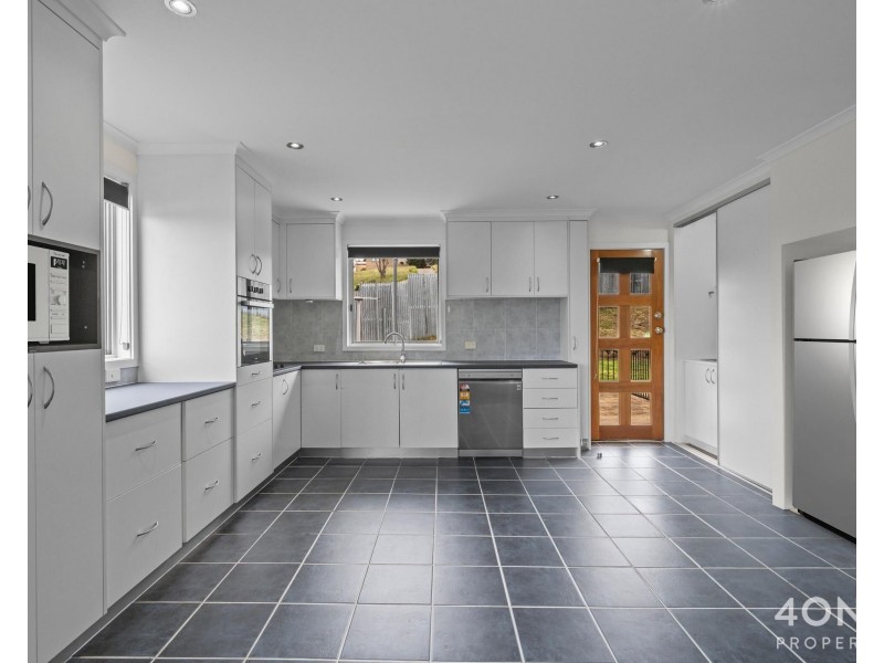 9 Boronia Place, Gagebrook TAS 7030