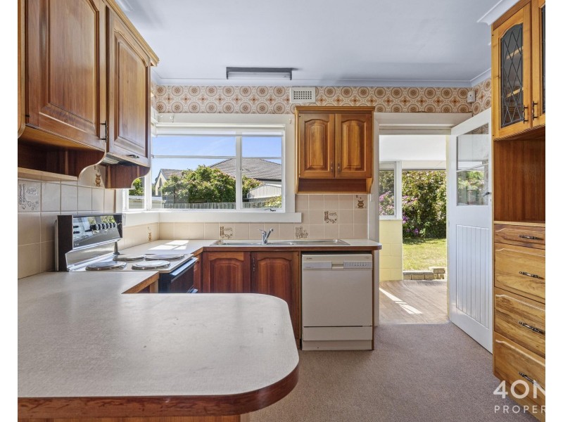 7 Marana Avenue, Rose Bay TAS 7015