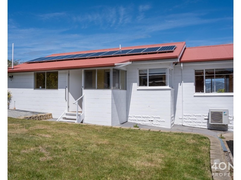 7 Marana Avenue, Rose Bay TAS 7015