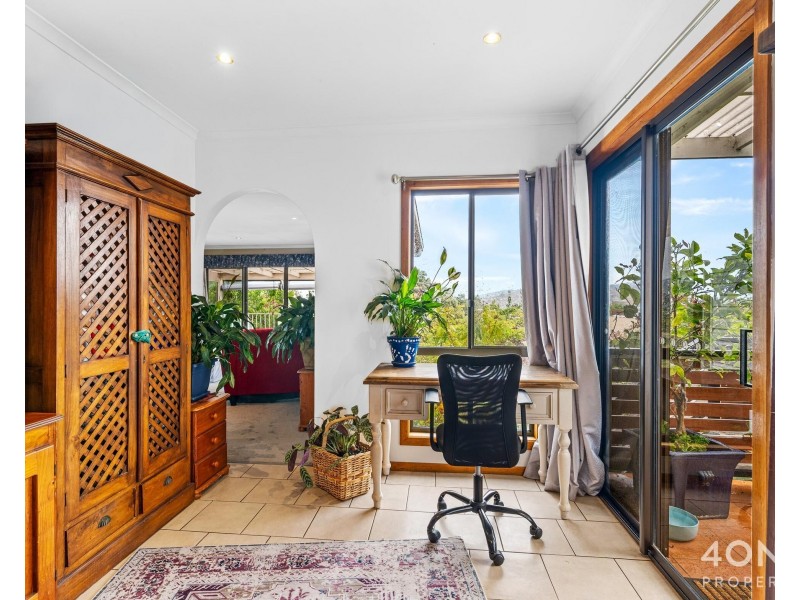 11 Huntley Street, Montrose TAS 7010