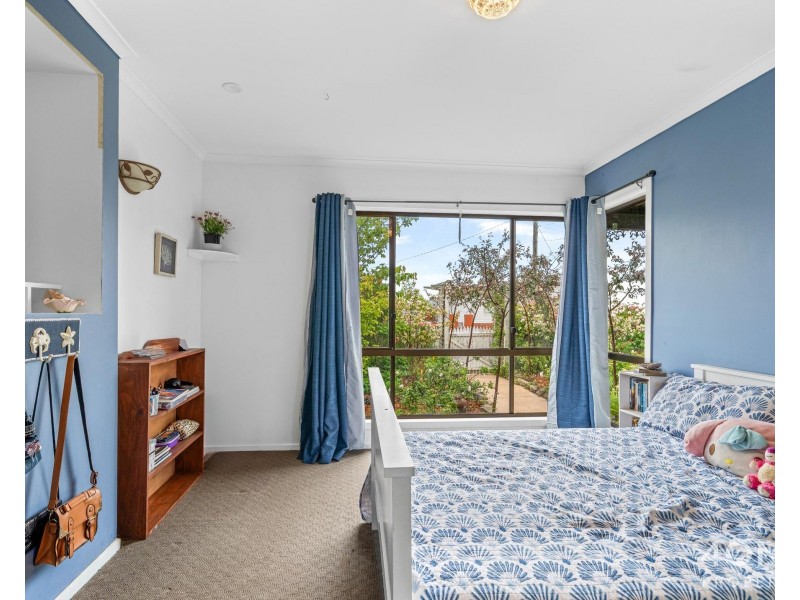 11 Huntley Street, Montrose TAS 7010