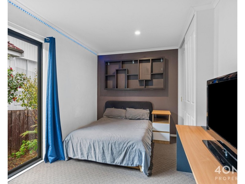 11 Huntley Street, Montrose TAS 7010