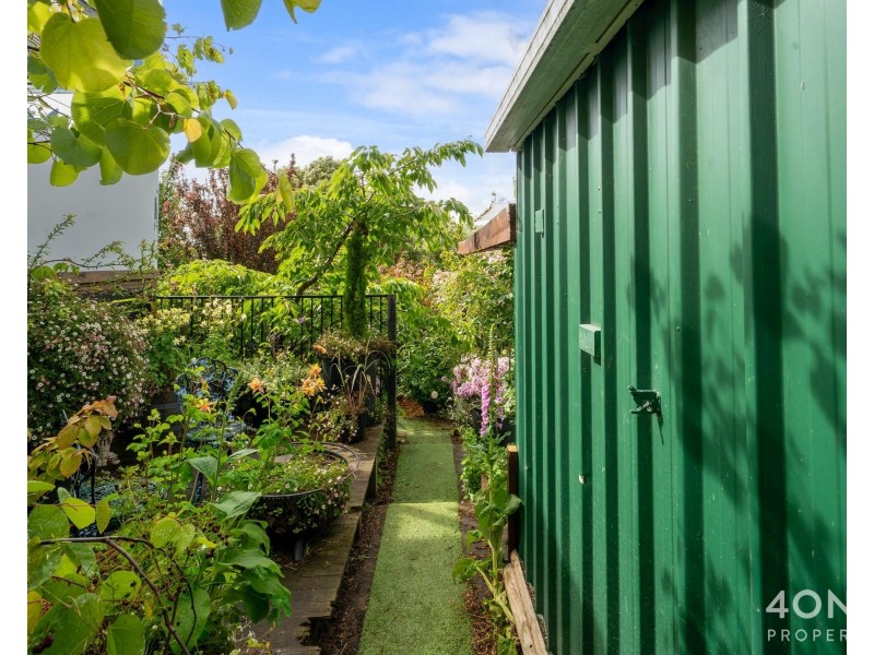 11 Huntley Street, Montrose TAS 7010