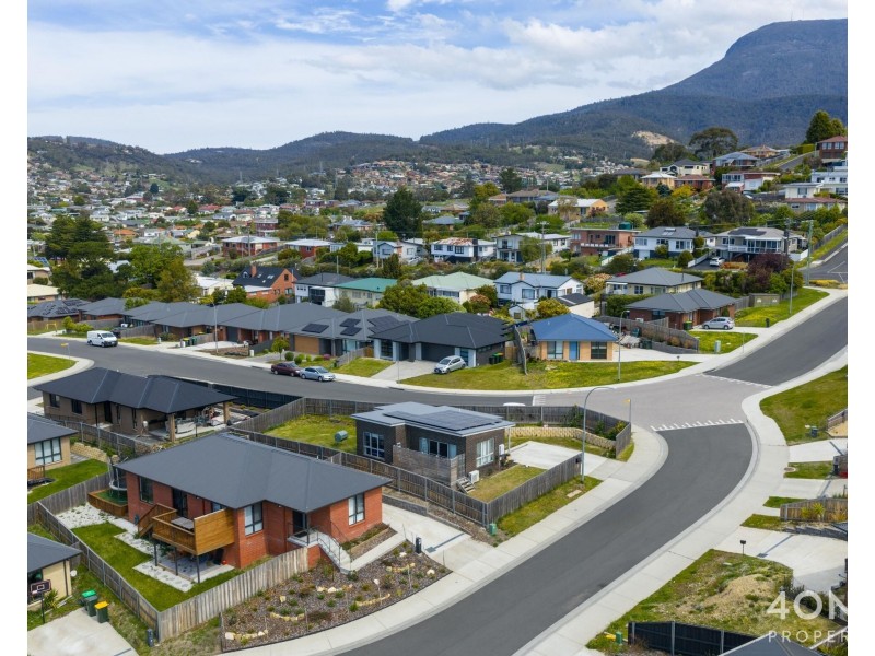 2 Shields Court, Glenorchy TAS 7010