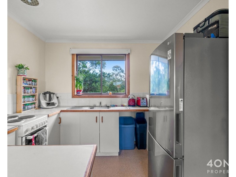 6/88a Hilton Road, Claremont TAS 7011