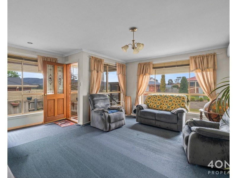 8/42 Racecourse Road, Brighton TAS 7030